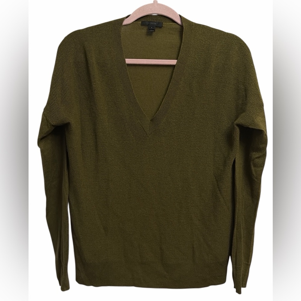 J. Crew Women's V-Neck Sweater in Olive Green